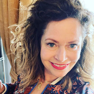 Meet your Posher, Ami renée